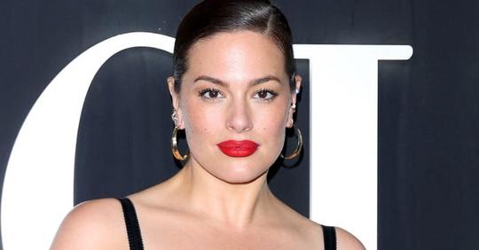 Ashley Graham reveals she tries on acupuncture every day as an experiment